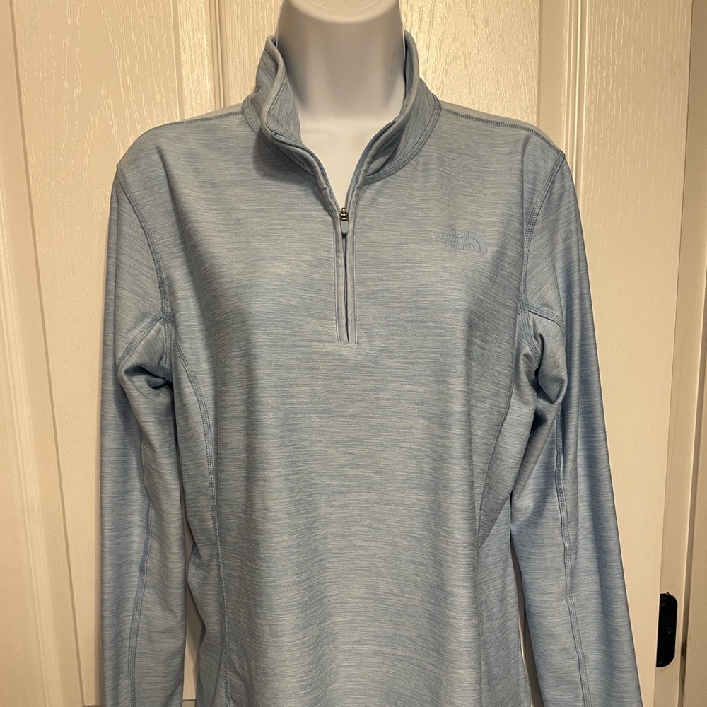North Face 1/4 zip pullover